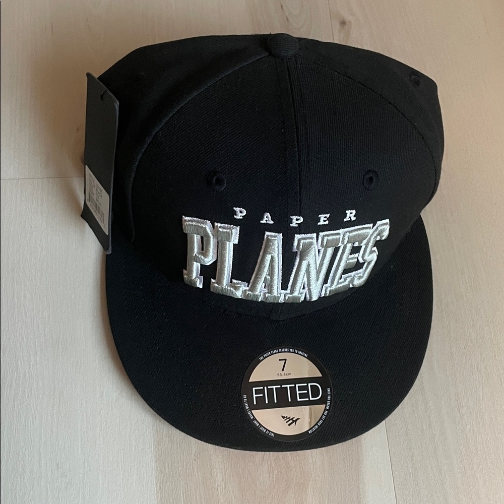 NWT paper planes fitted hat size 7